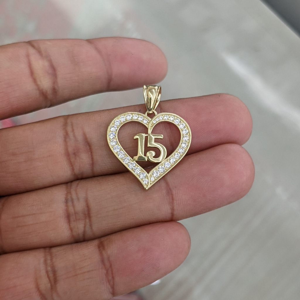 10kt Real Gold Quinceanera Heart Pendant